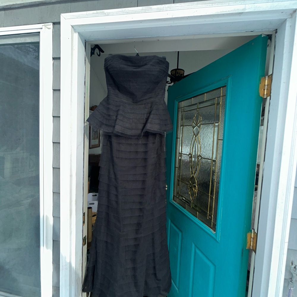 Adrianna Papell Black Strapless Gown - Picture 14 of 15